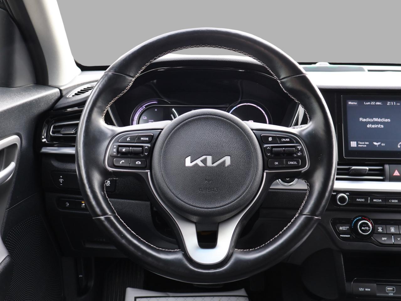 2022 Kia NIRO EV EX CERTIFIED *KIA MAINTAIN* CAMERA BLUETOOTH LEATHER HEATED SEAT/STEERING CRUISE ALLOYS Photo