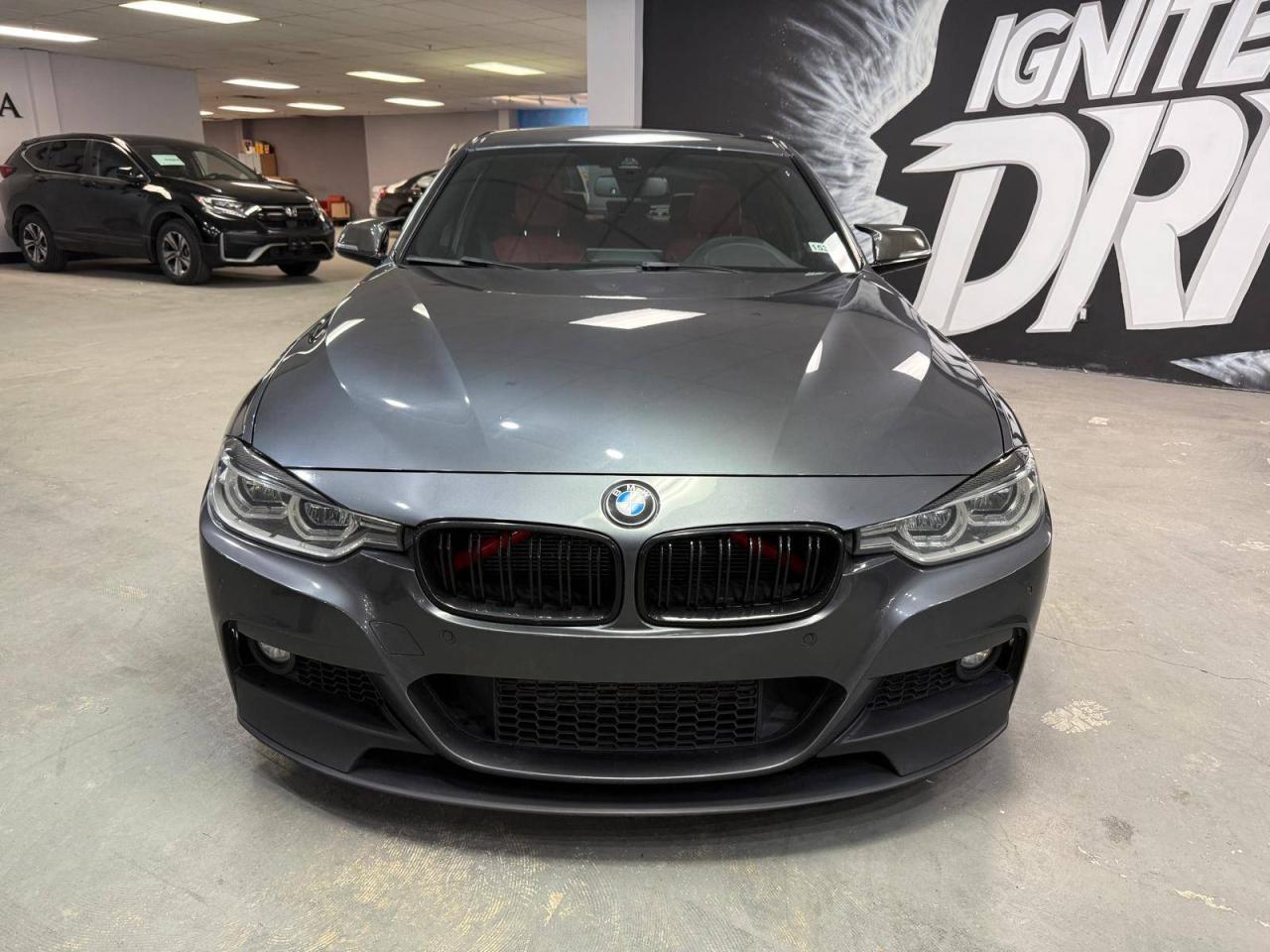 2016 BMW 3 Series 4dr Sdn 328i xDrive AWD Photo0