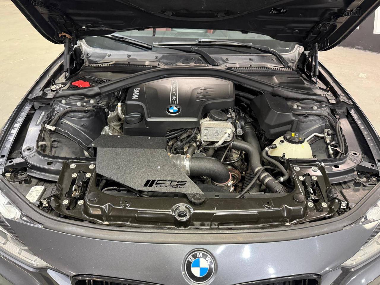 2016 BMW 3 Series 4dr Sdn 328i xDrive AWD Photo