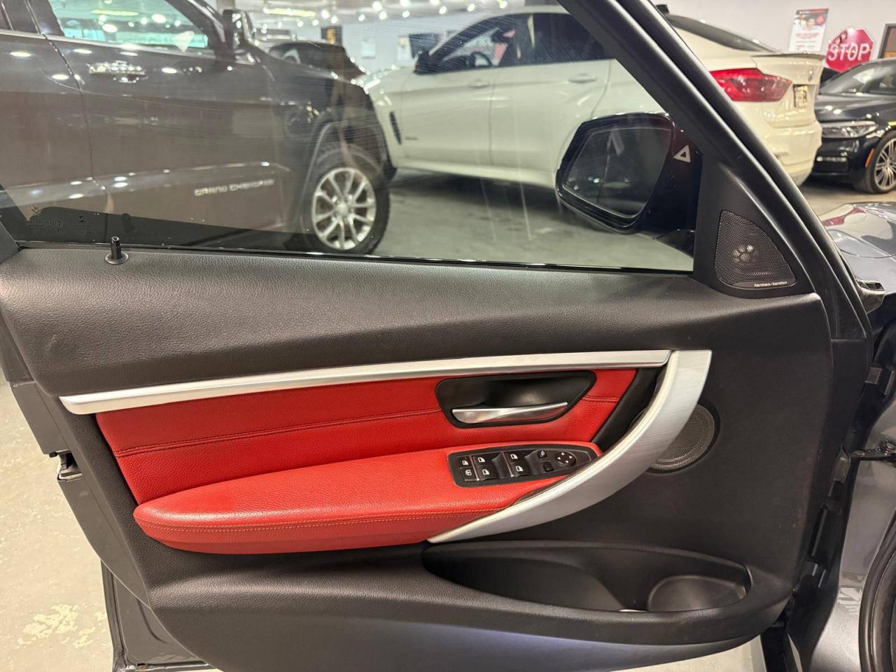 2016 BMW 3 Series 4dr Sdn 328i xDrive AWD Photo