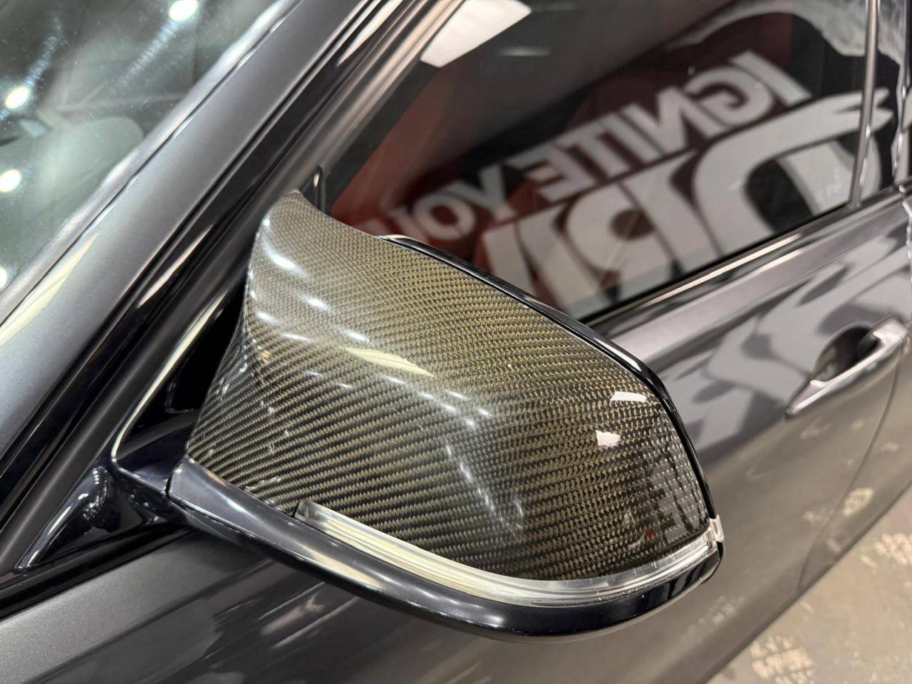 2016 BMW 3 Series 4dr Sdn 328i xDrive AWD Photo