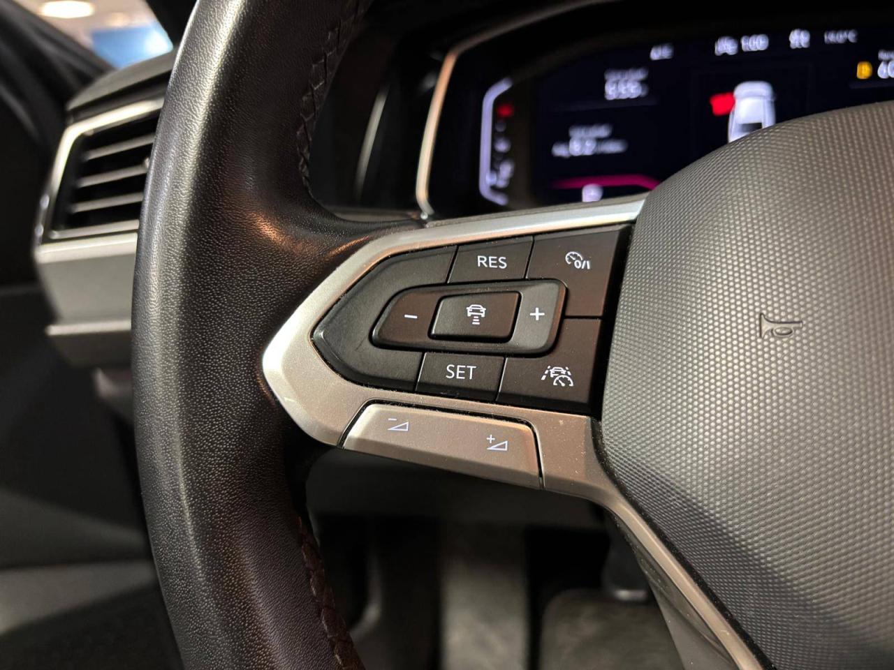 2022 Volkswagen Jetta Comfortline Auto / 9 SERVICE RECORDS $0 % DOWN FINANCE OAC Photo