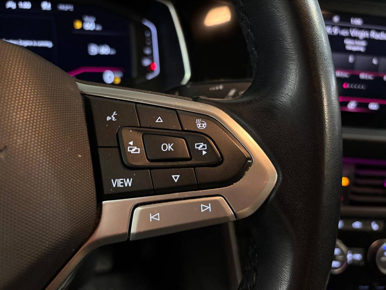 2022 Volkswagen Jetta Comfortline Auto / 9 SERVICE RECORDS $0 % DOWN FINANCE OAC Photo