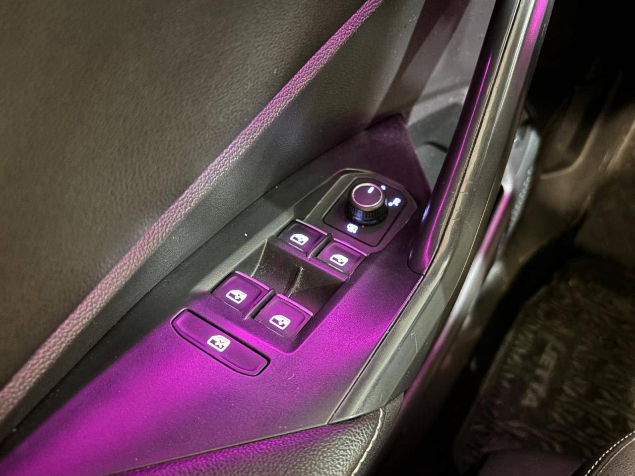 2022 Volkswagen Jetta Comfortline Auto / 9 SERVICE RECORDS $0 % DOWN FINANCE OAC Photo