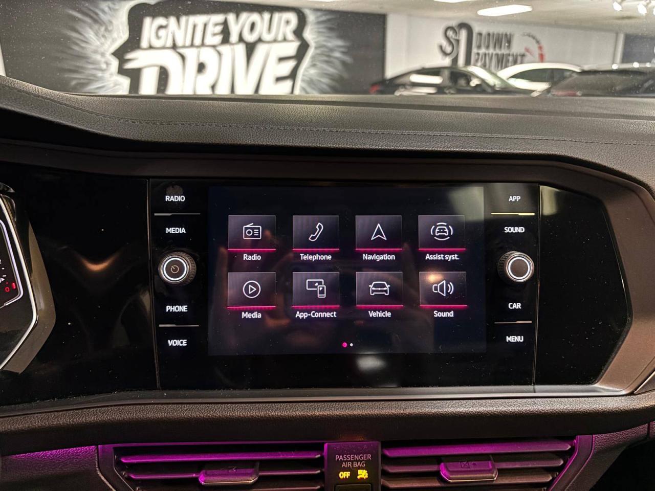 2022 Volkswagen Jetta Comfortline Auto / 9 SERVICE RECORDS $0 % DOWN FINANCE OAC Photo