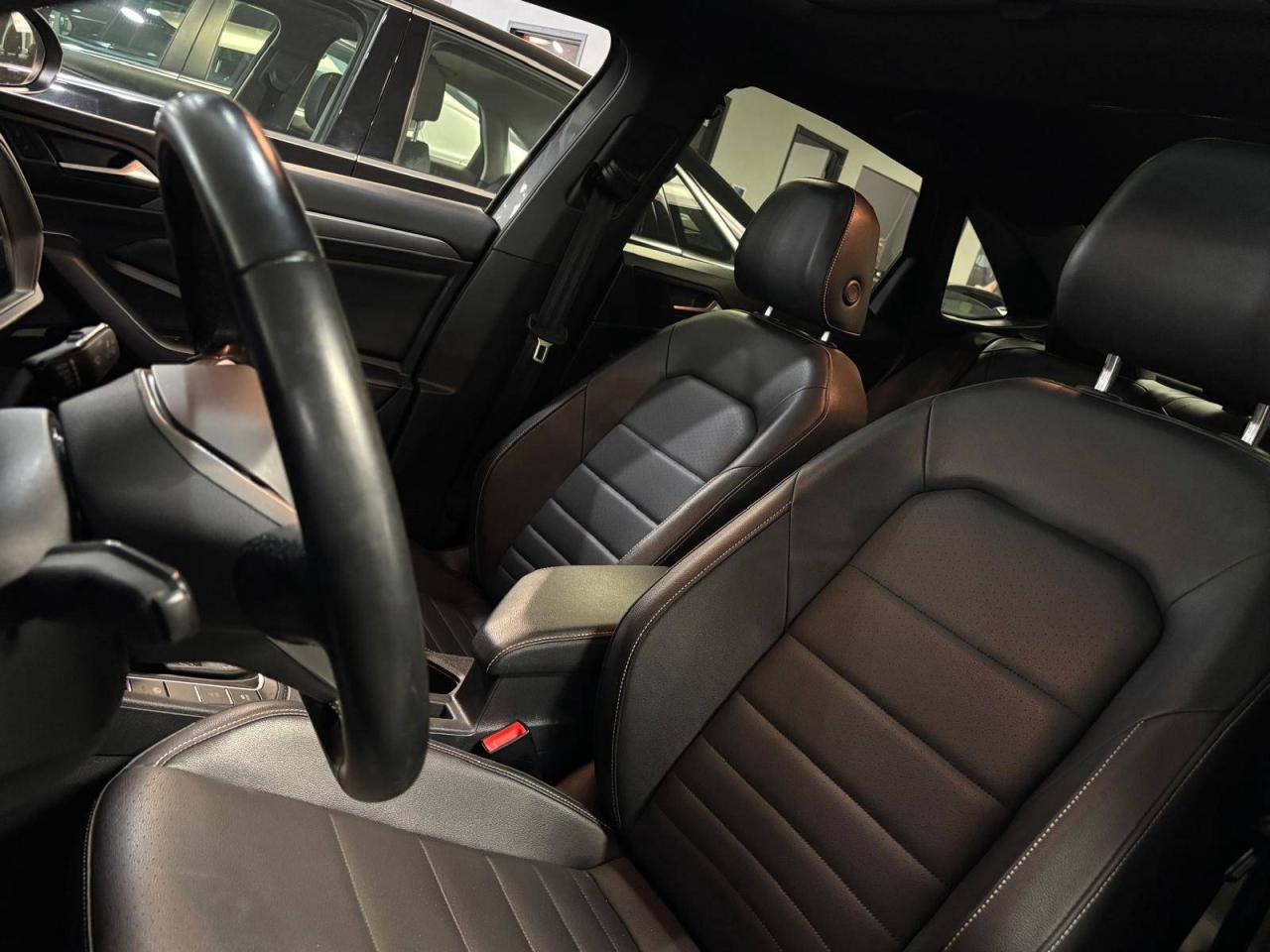 2022 Volkswagen Jetta Comfortline Auto / 9 SERVICE RECORDS $0 % DOWN FINANCE OAC Photo