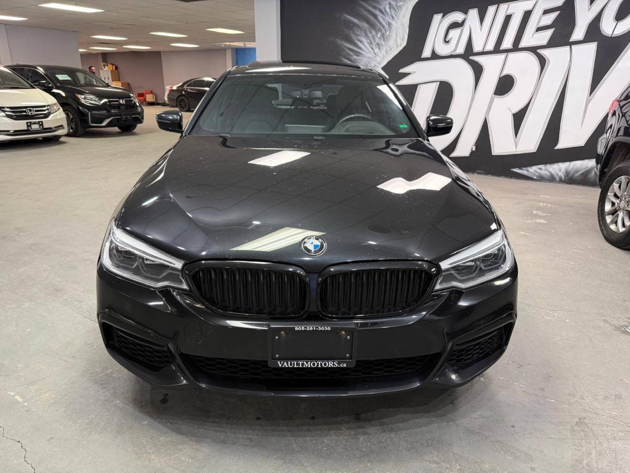 2018 BMW 5 Series 530i xDrive Sedan Photo