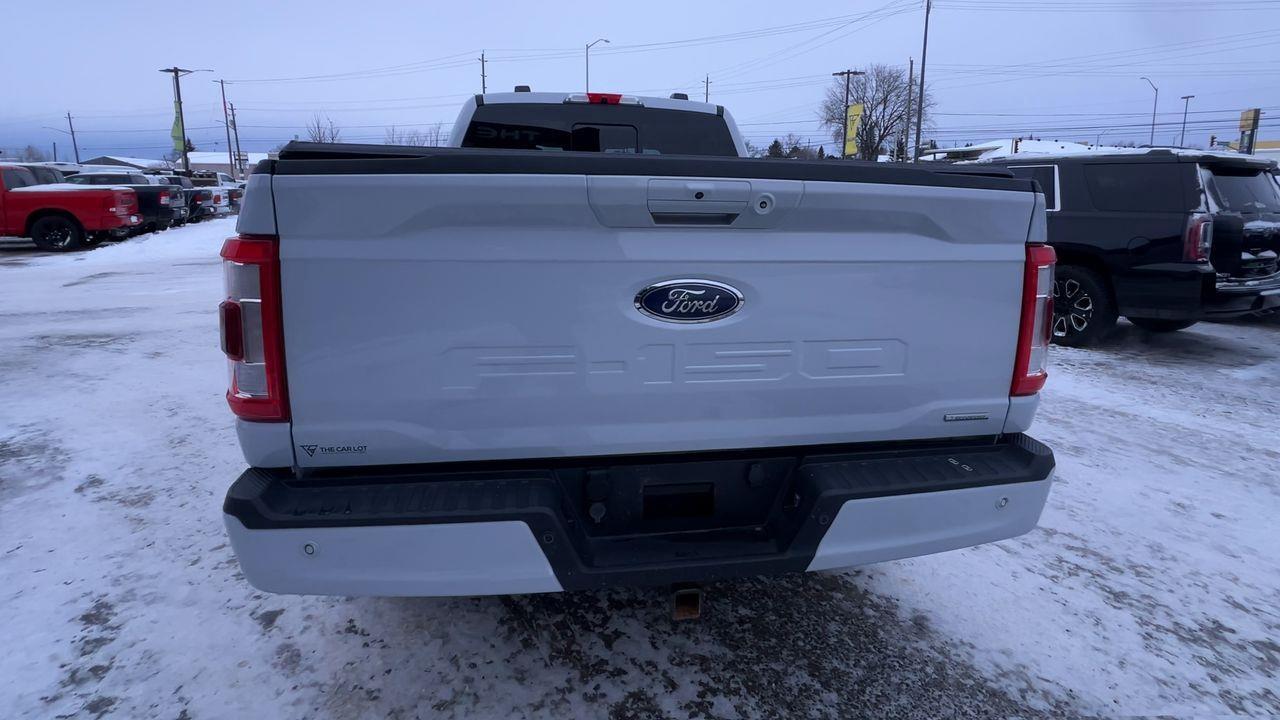 2021 Ford F-150 Lariat 4X4, MOONROOF, NAV, BACK UP CAM, HEATED LEATHER SEATS, HEATED STEERING WHEEL, BACK UP CAM!! Photo