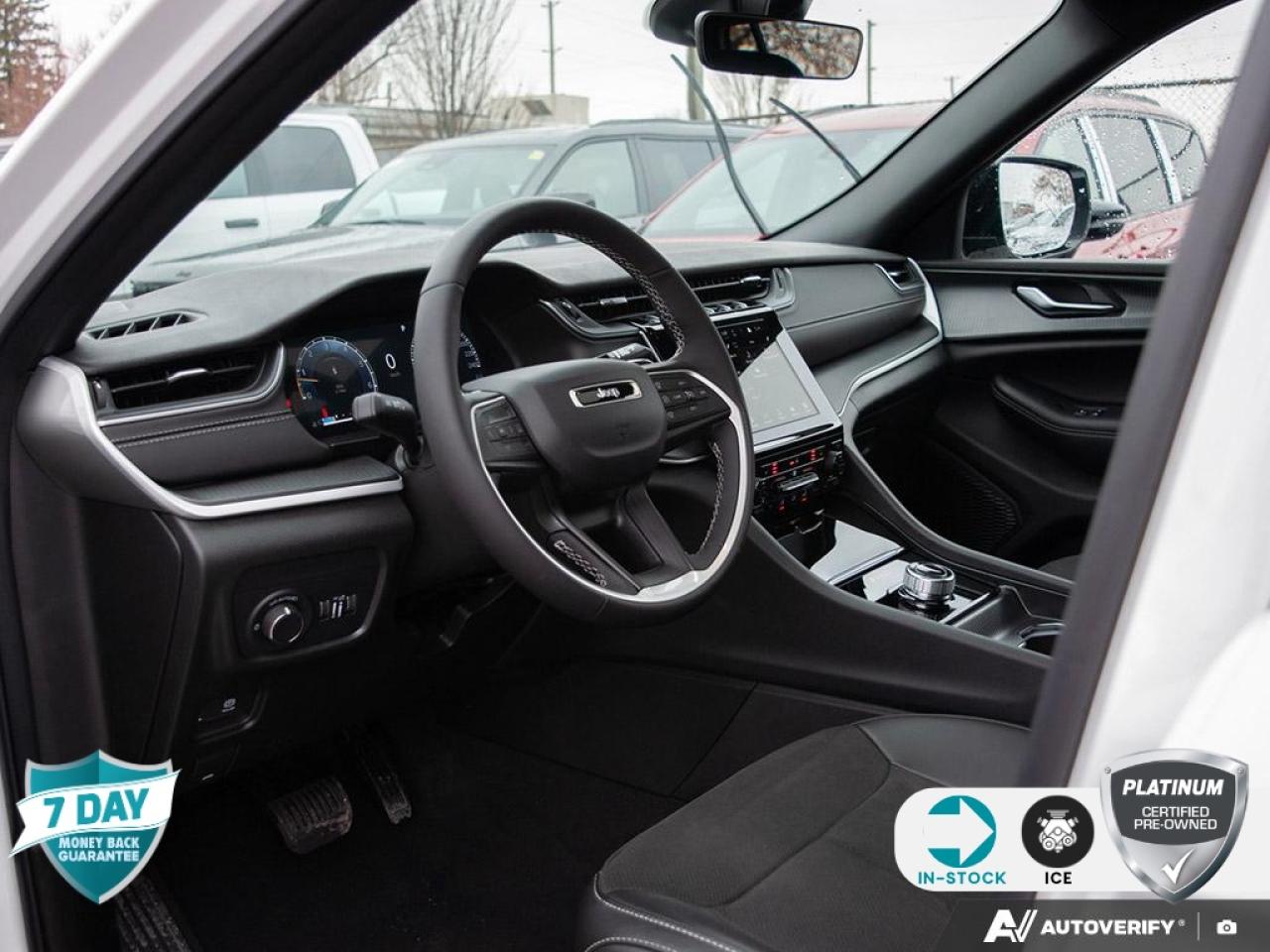 2025 Jeep Grand Cherokee Laredo POWER SUNROOF | TRAILER TOW PACKAGE | Photo