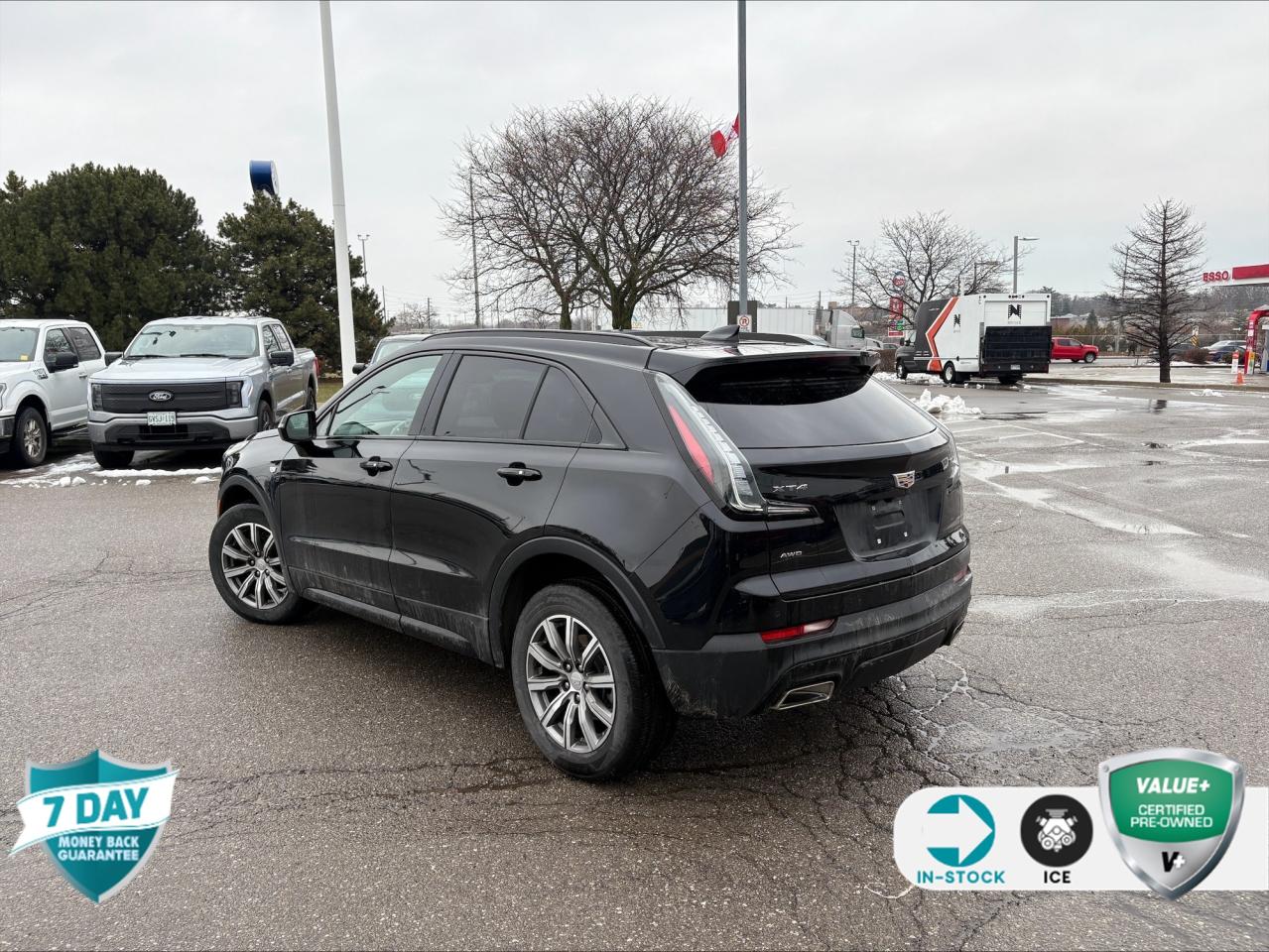 2023 Cadillac XT4 Sport 1SG | NO ACCIDENTS Photo4
