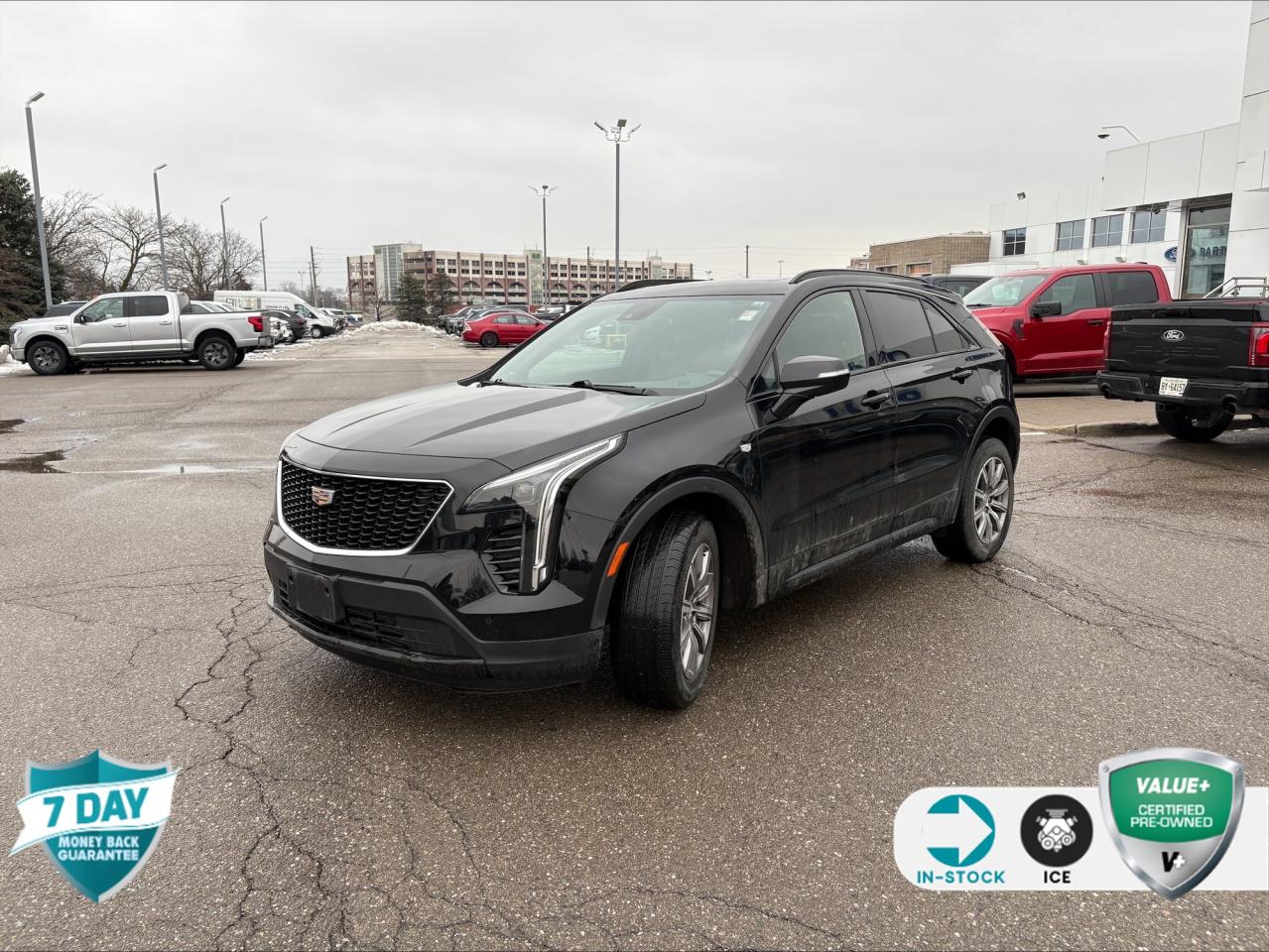 2023 Cadillac XT4 Sport 1SG | NO ACCIDENTS Photo2