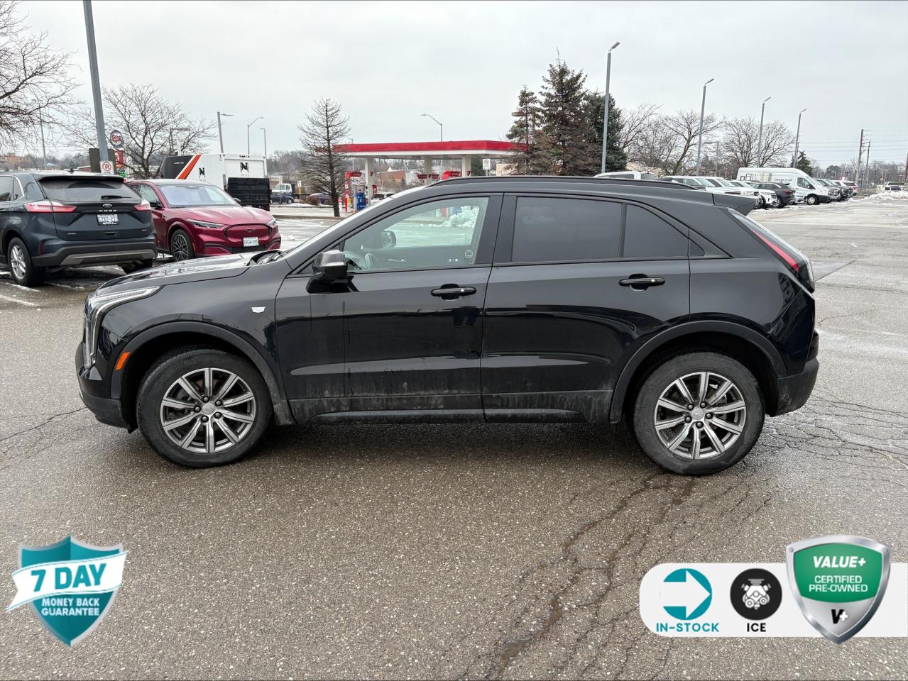 2023 Cadillac XT4 Sport 1SG | NO ACCIDENTS Photo