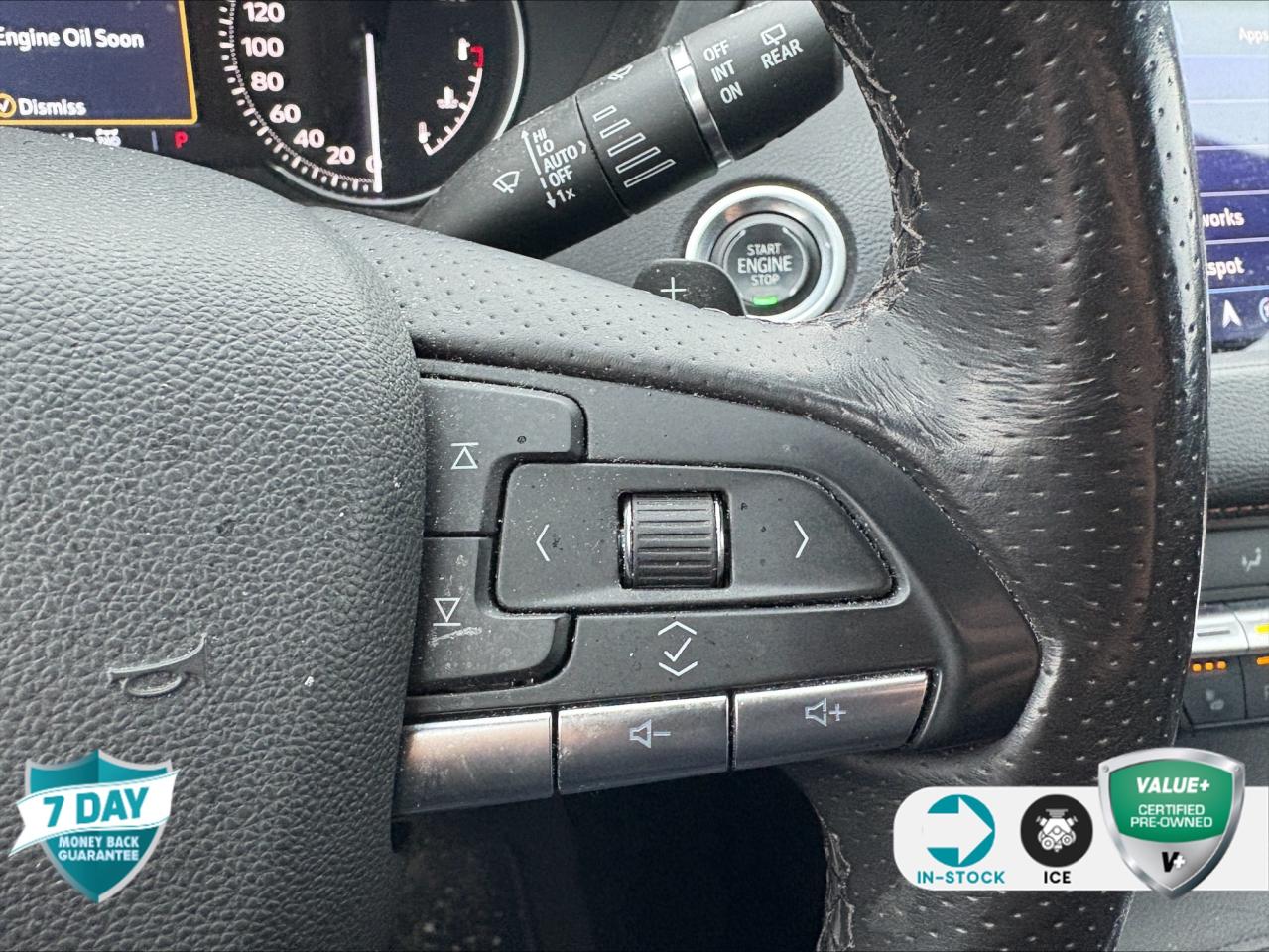 2023 Cadillac XT4 Sport 1SG | NO ACCIDENTS Photo