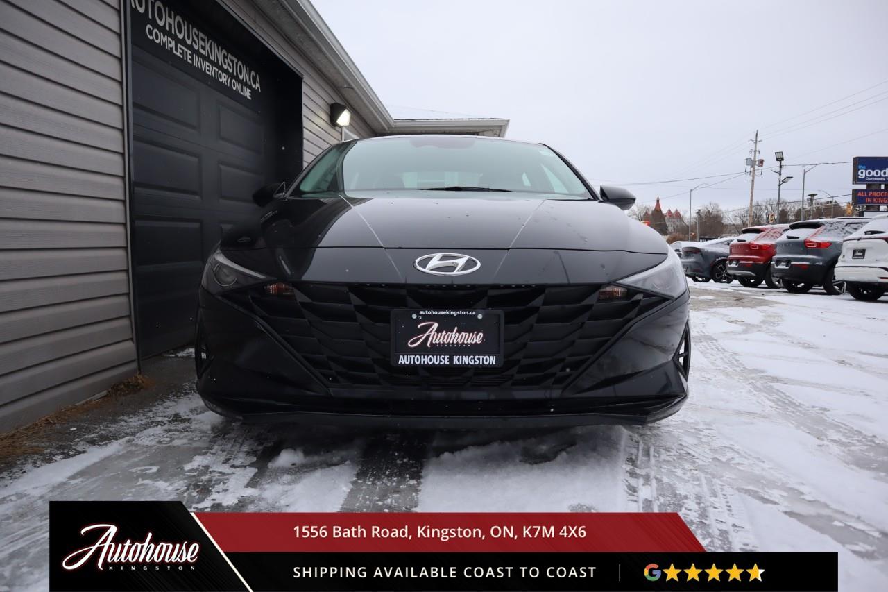 2021 Hyundai Elantra Preferred ONLY 61,400 KM! Photo2