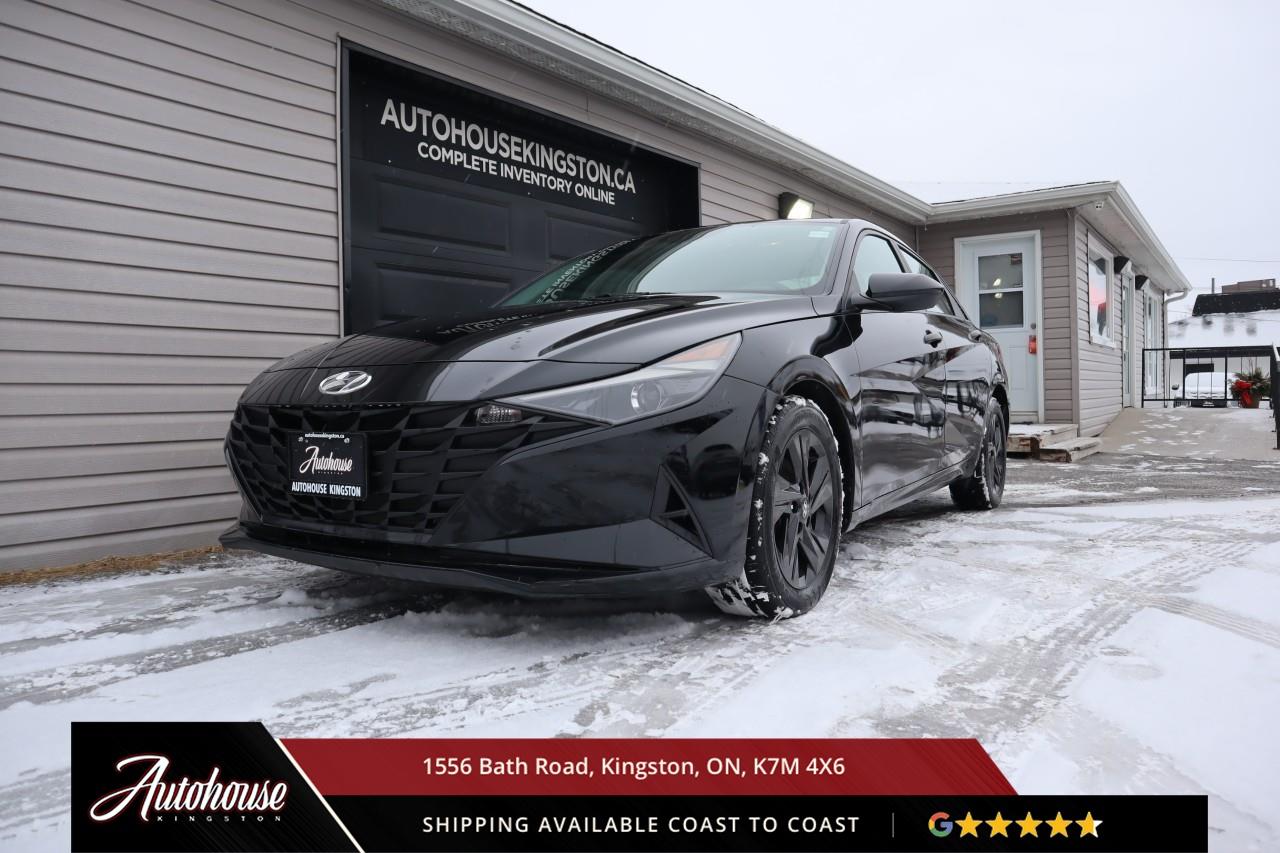 2021 Hyundai Elantra Preferred ONLY 61,400 KM! Photo