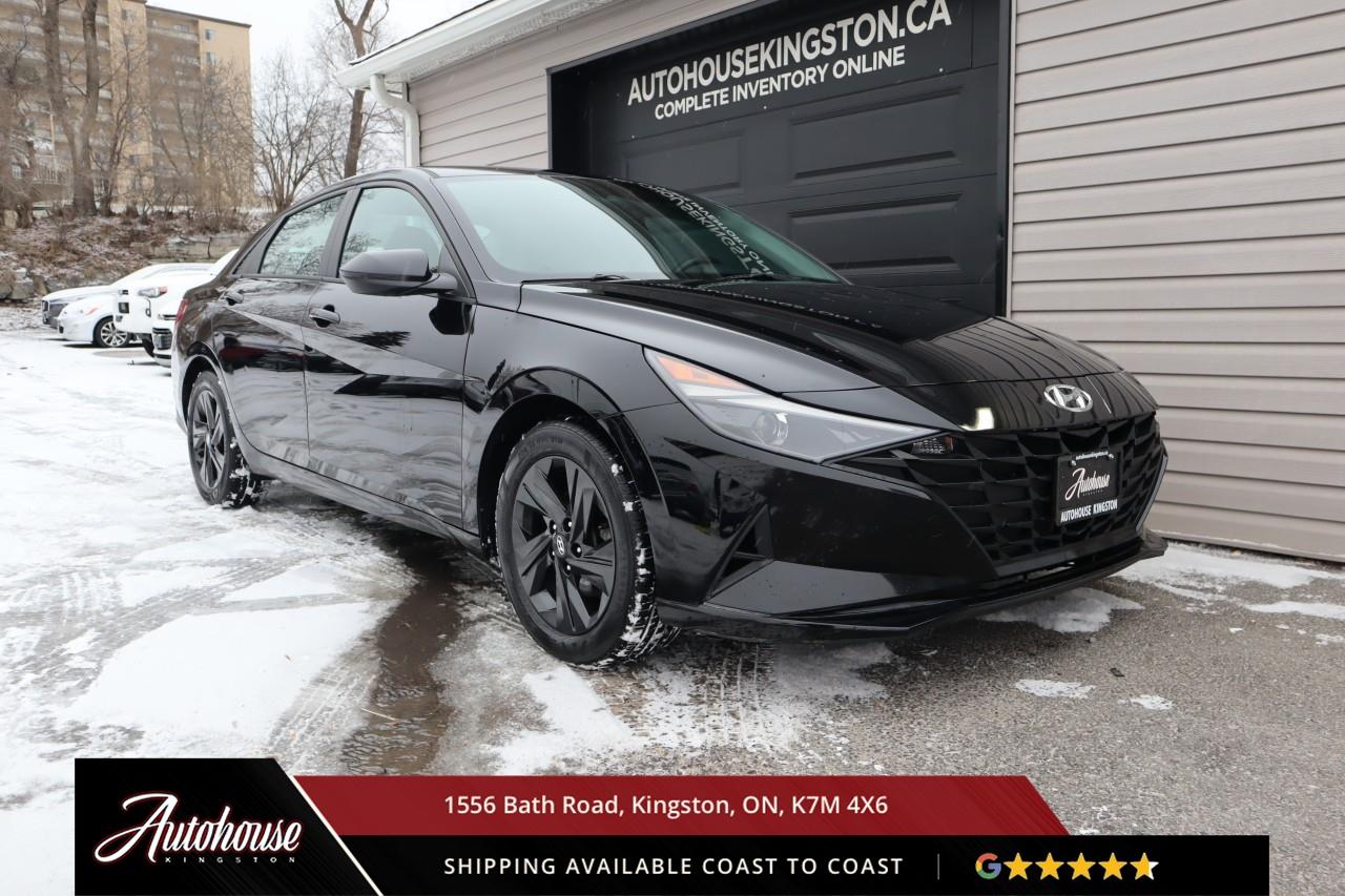 2021 Hyundai Elantra Preferred ONLY 61,400 KM! Photo