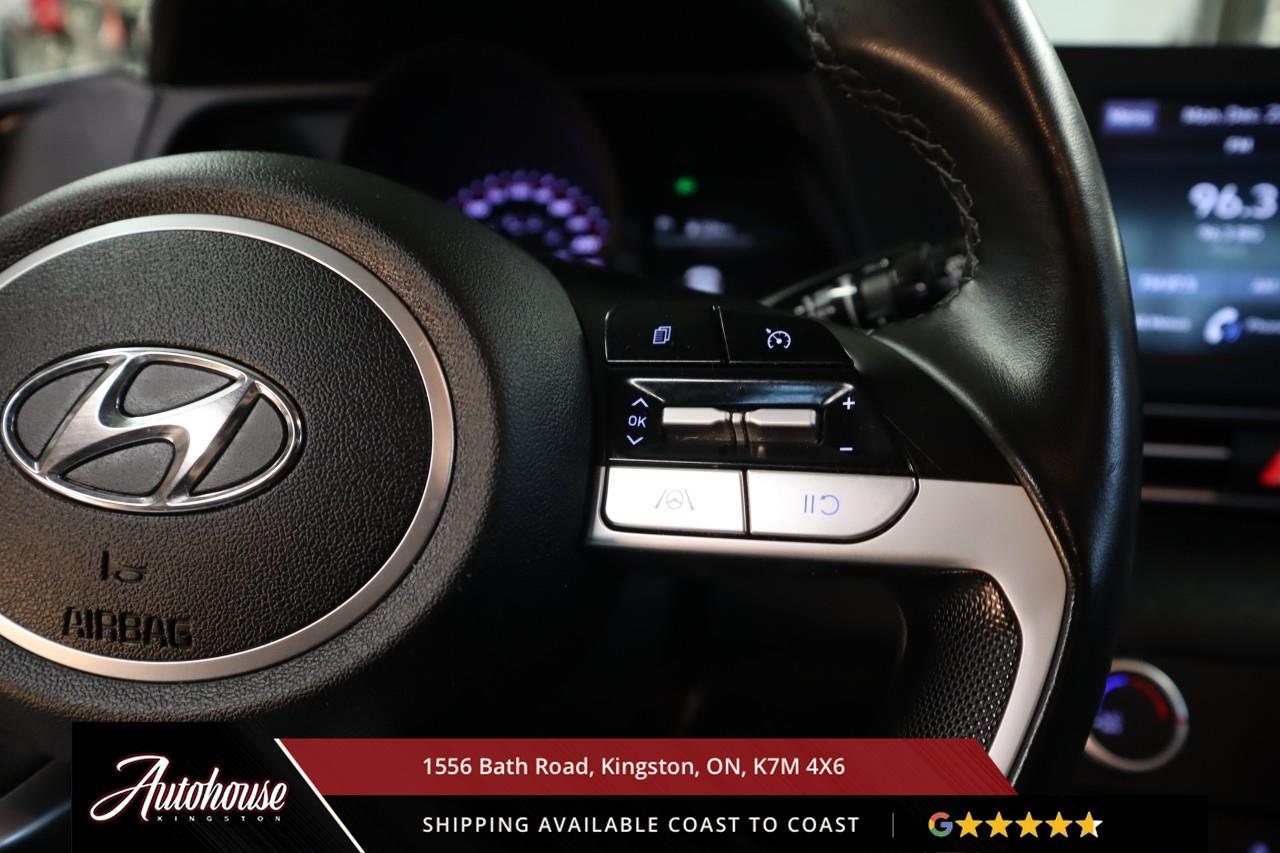 2021 Hyundai Elantra Preferred ONLY 61,400 KM! Photo