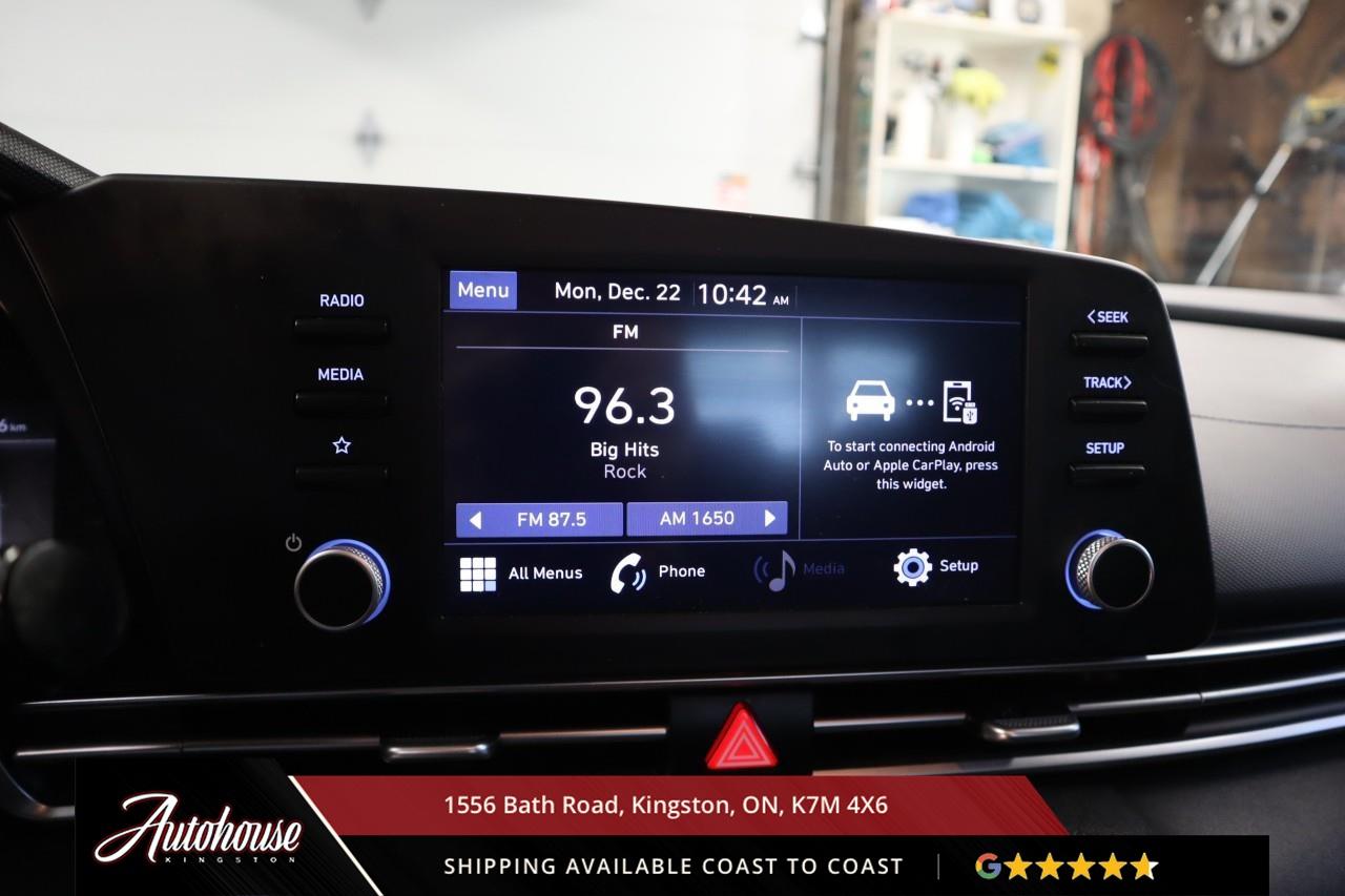 2021 Hyundai Elantra Preferred ONLY 61,400 KM! Photo