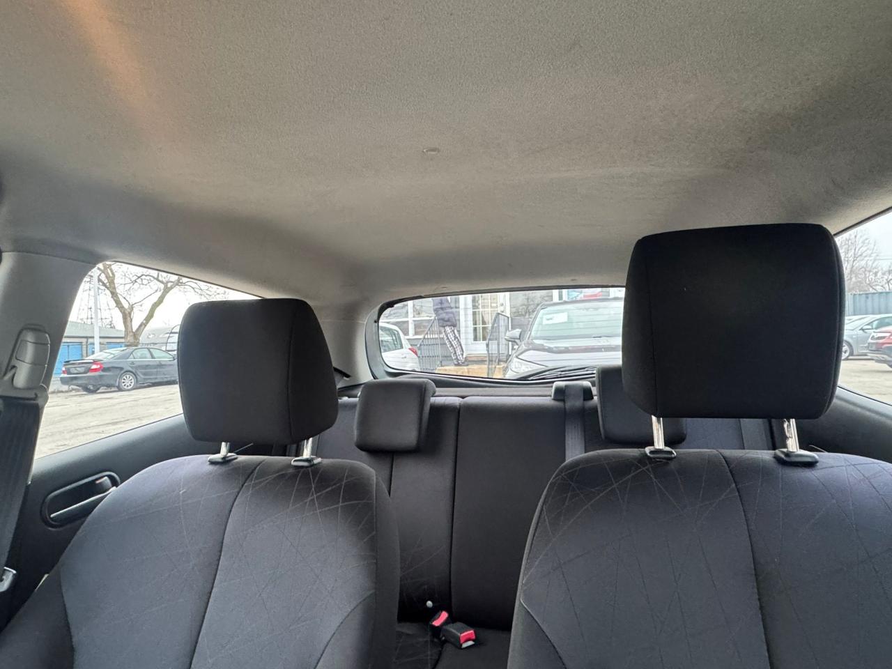 2011 Mazda MAZDA2 GX Photo