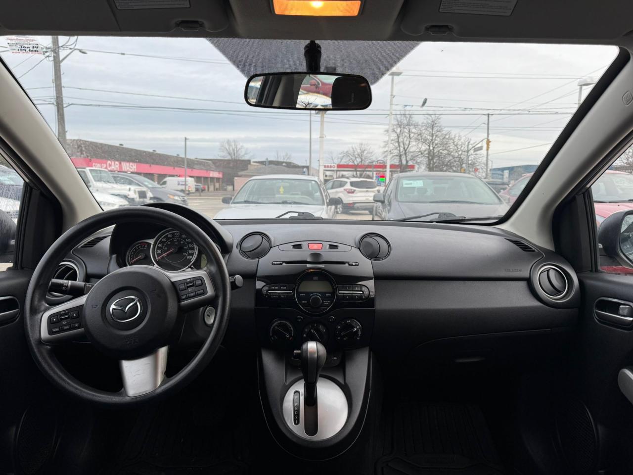 2011 Mazda MAZDA2 GX Photo