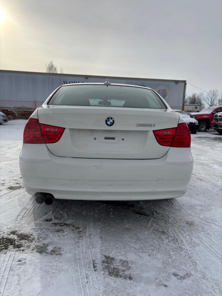 2011 BMW 3 Series 328i xDrive Executive Edition Photo