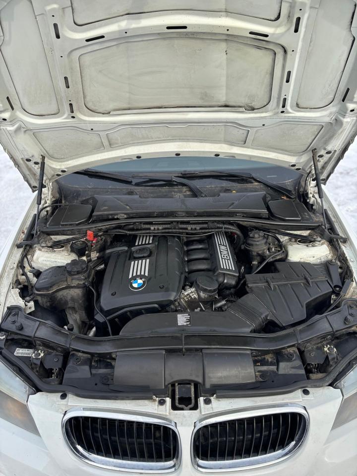 2011 BMW 3 Series 328i xDrive Executive Edition Photo