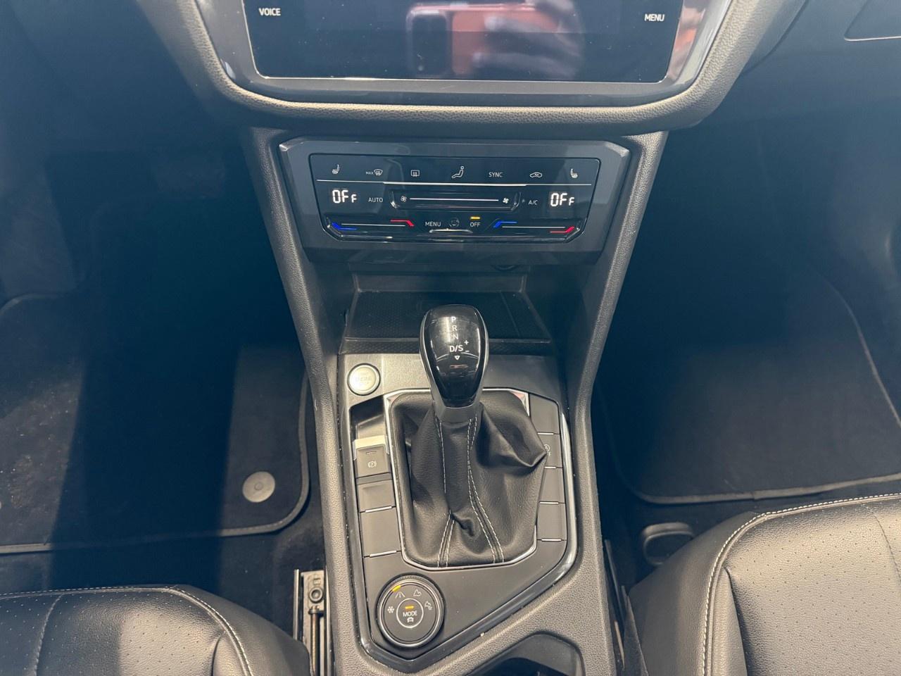 2024 Volkswagen Tiguan SE Photo