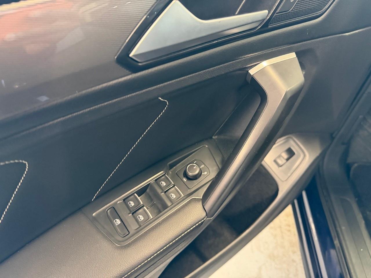 2024 Volkswagen Tiguan SE Photo