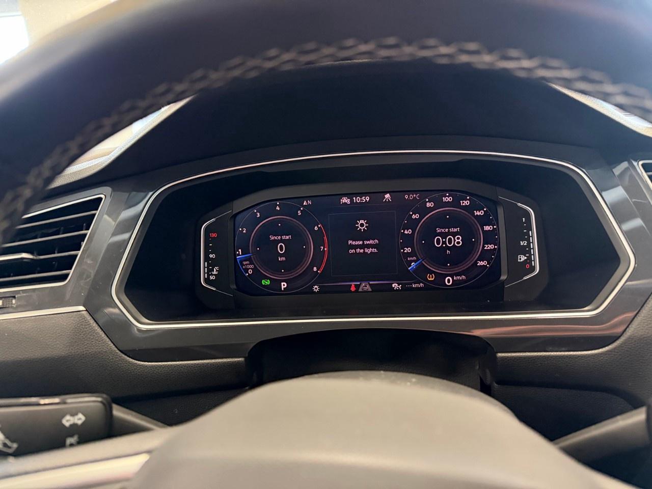 2024 Volkswagen Tiguan SE Photo