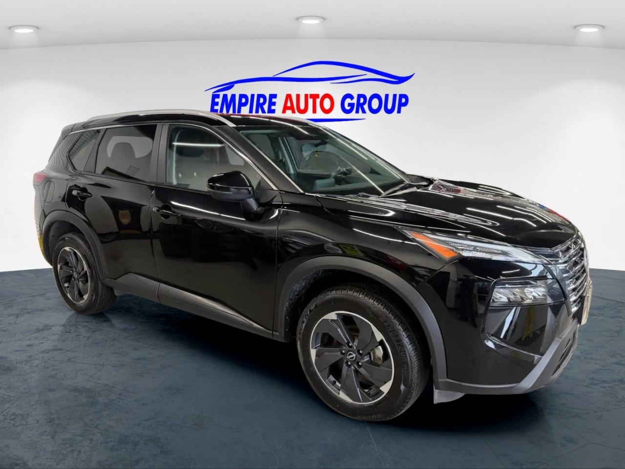 2024 Nissan Rogue SV Photo3