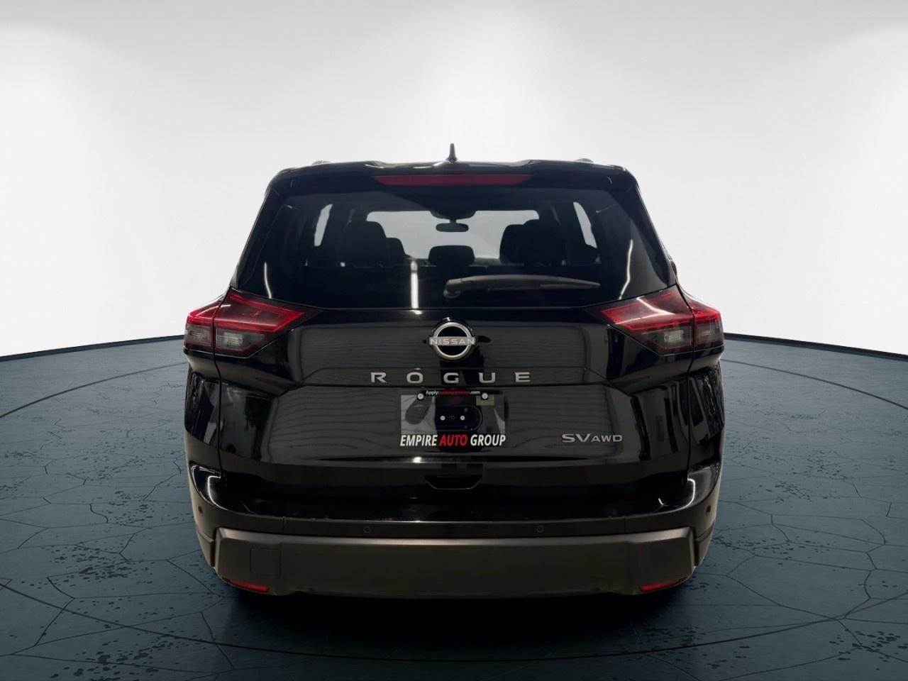 2024 Nissan Rogue SV Photo