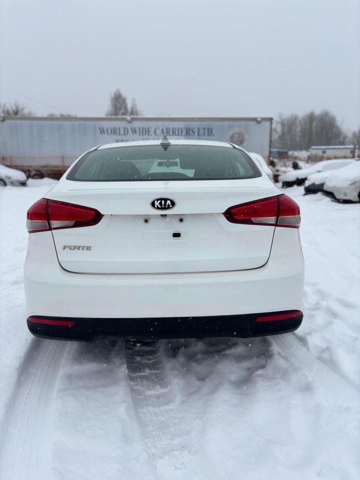 2018 Kia Forte LX Photo