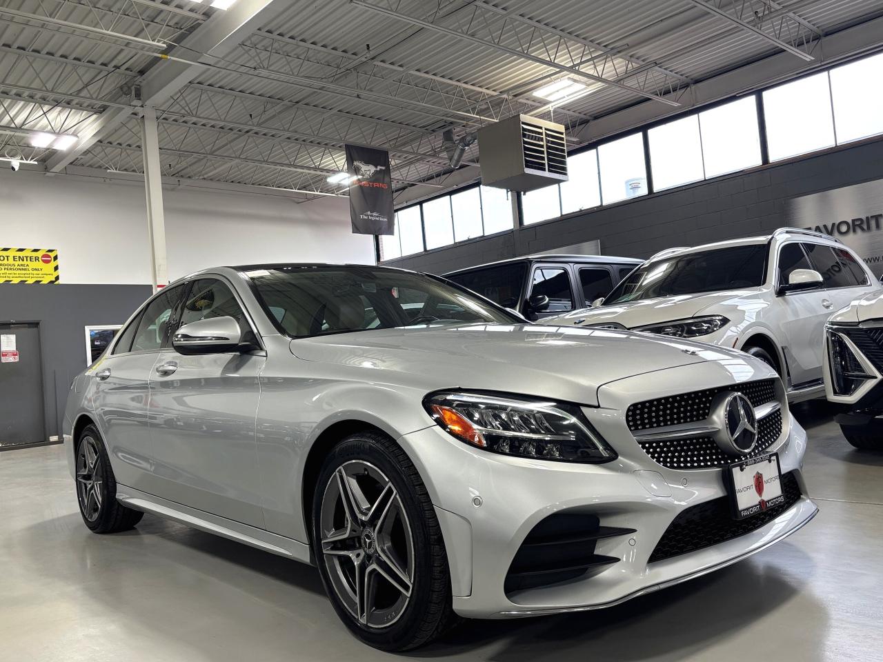 2021 Mercedes-Benz C-Class C300|4MATIC|AMGPKG|NAV|WOOD|CREAMLEATHER|SUNROOF|+ Photo