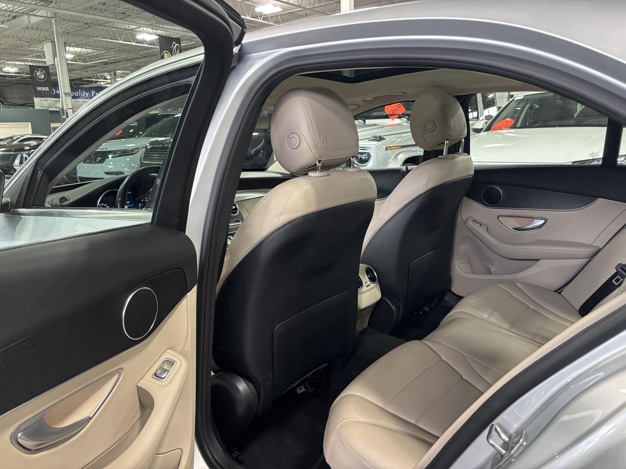 2021 Mercedes-Benz C-Class C300|4MATIC|AMGPKG|NAV|WOOD|CREAMLEATHER|SUNROOF|+ Photo