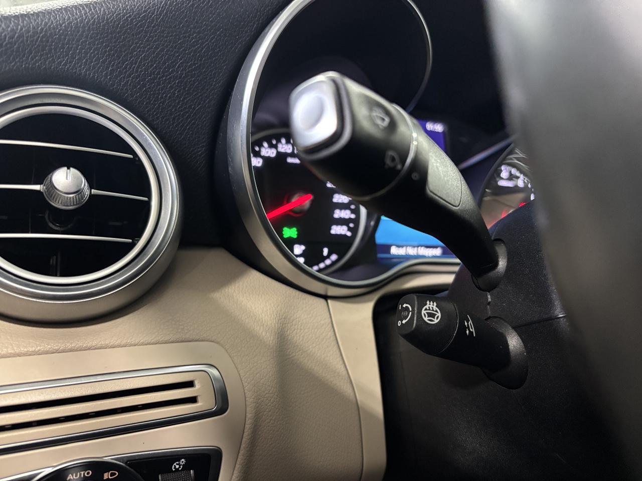 2021 Mercedes-Benz C-Class C300|4MATIC|AMGPKG|NAV|WOOD|CREAMLEATHER|SUNROOF|+ Photo