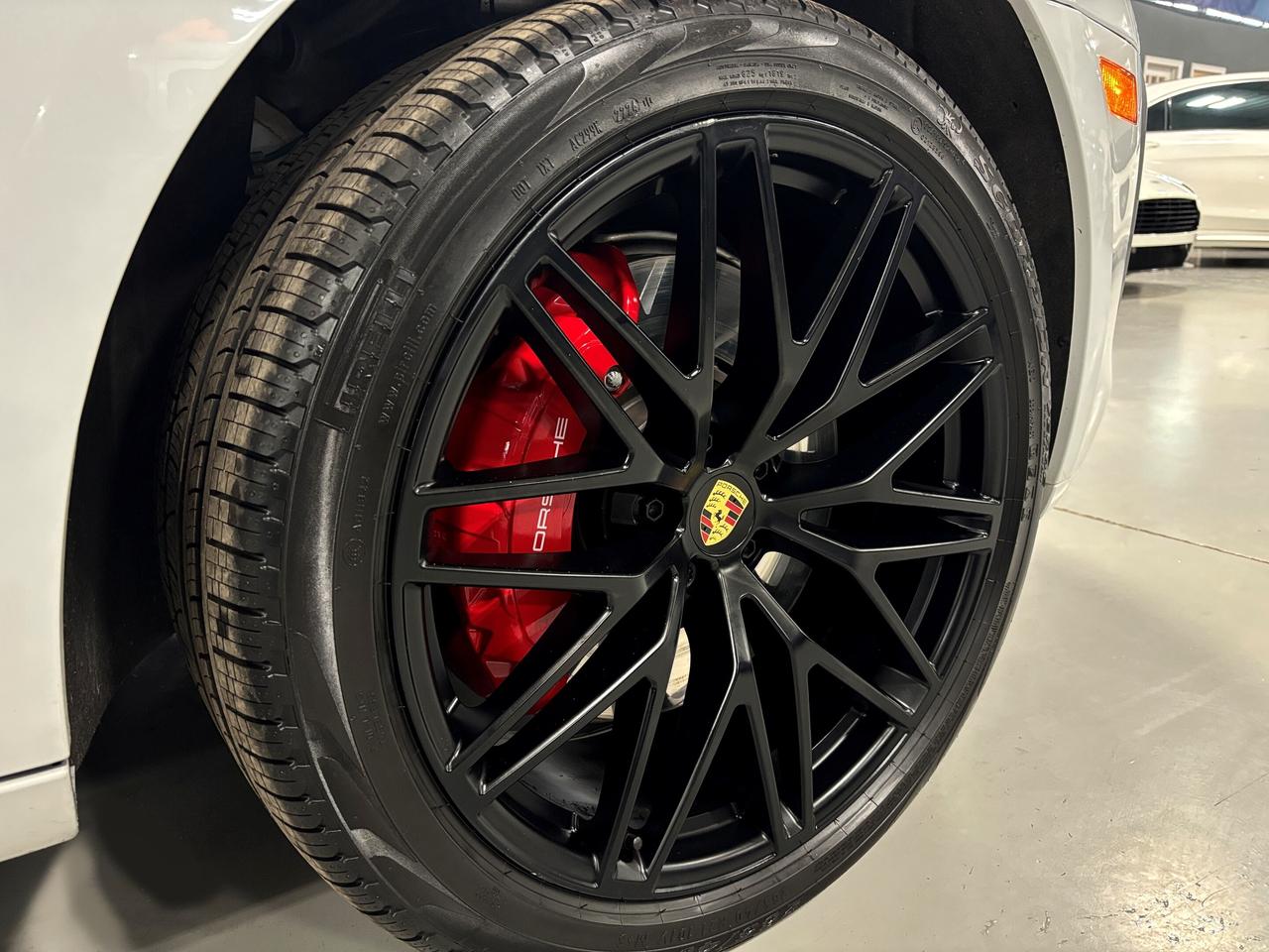 2024 Porsche Macan GTS AWD|NAV|BOSE|SPORTCHRONO|360CAM|CARBON|AIRSUSP Photo