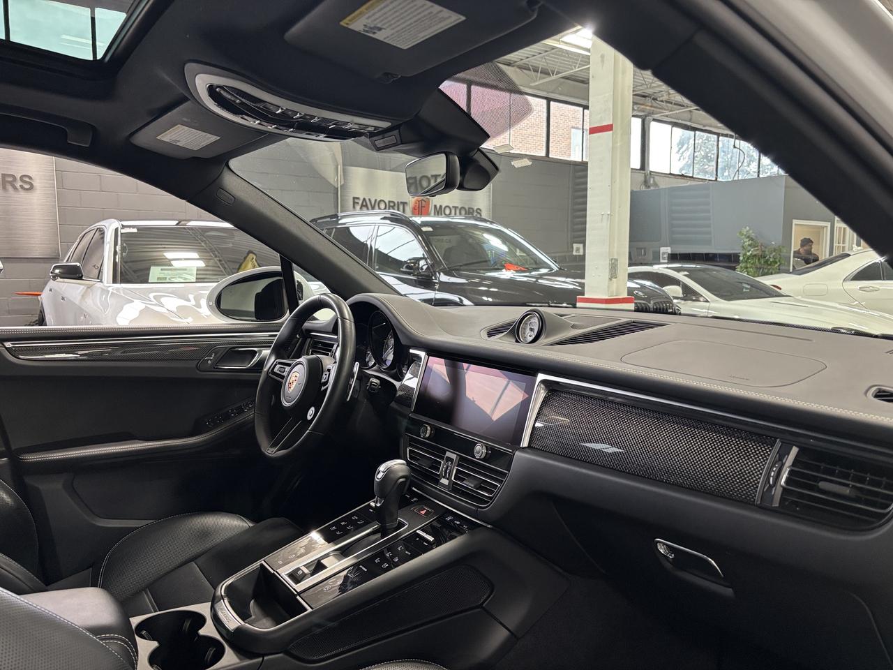 2024 Porsche Macan GTS AWD|NAV|BOSE|SPORTCHRONO|360CAM|CARBON|AIRSUSP Photo