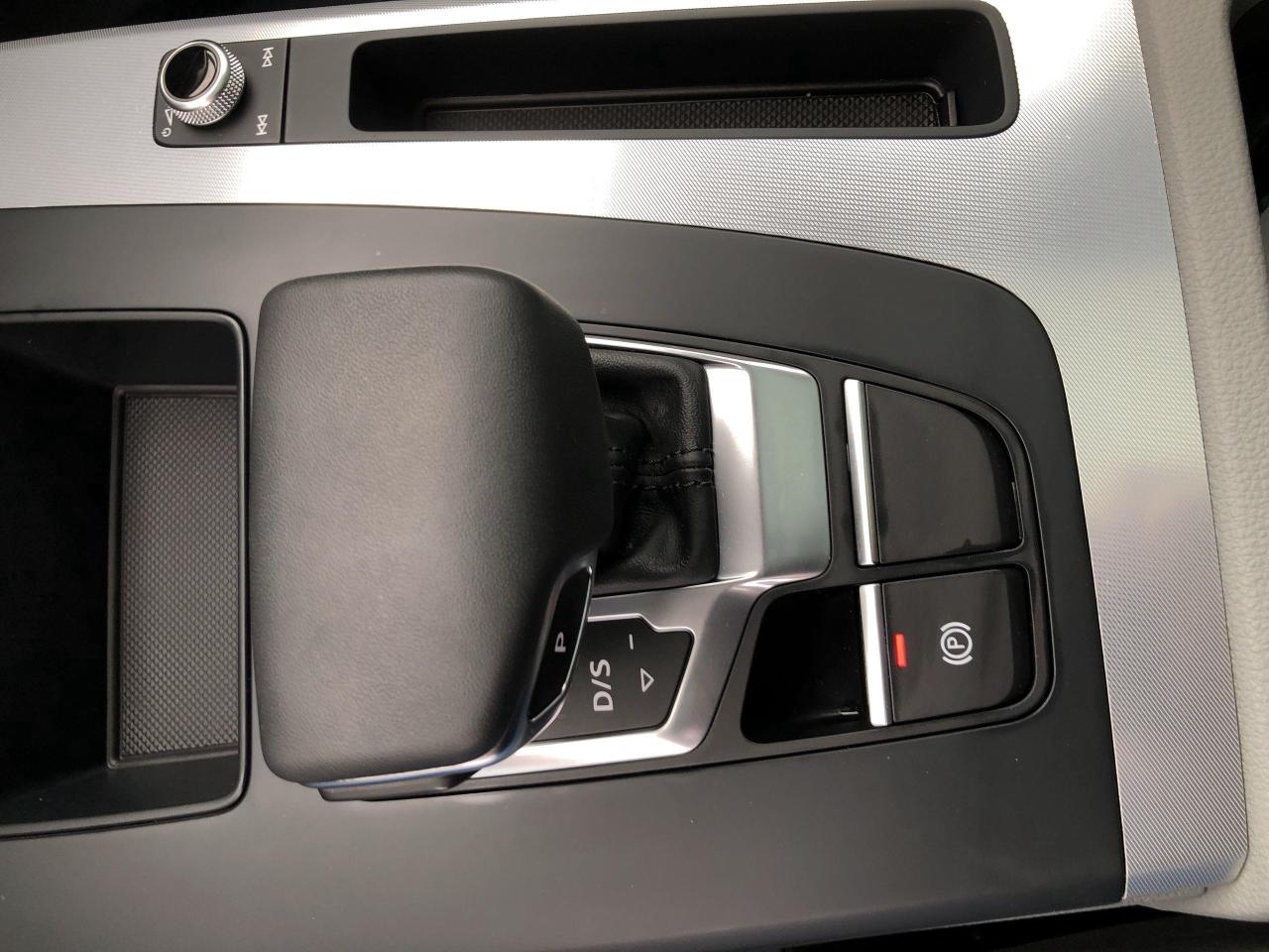 2023 Audi Q5 45 Technik LEATHER, PANO. ROOF, NAVI, HTD. SEATS, Photo