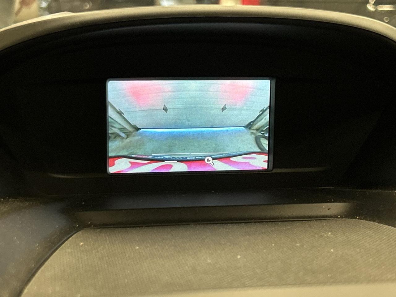 2018 Ford Escape SE AWD | HTD SEATS | 17IN ALLOYS | REAR CAM | A/C Photo