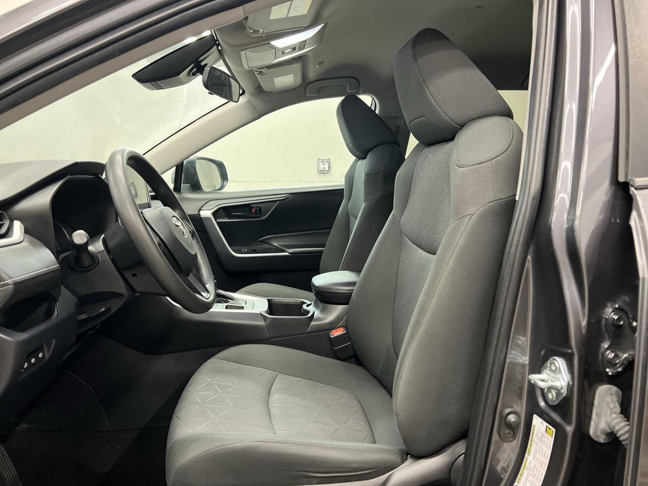 2023 Toyota RAV4 AWD | HTD SEATS | CARPLAY | BLIND SPOT | A/C Photo