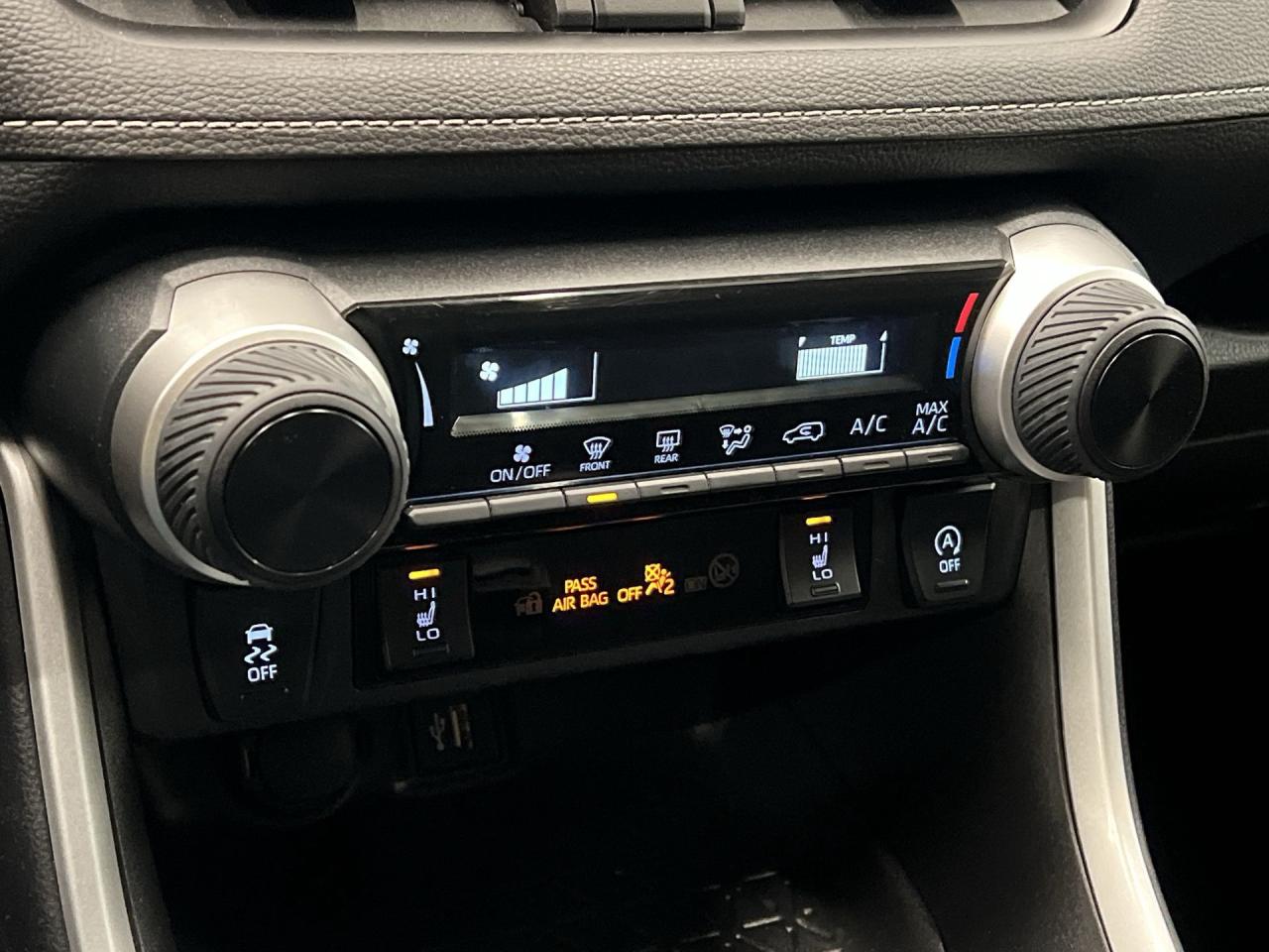 2023 Toyota RAV4 AWD | HTD SEATS | CARPLAY | BLIND SPOT | A/C Photo