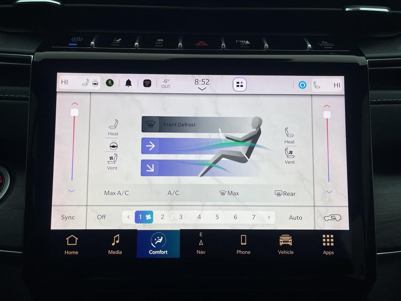 2022 Jeep Grand Cherokee HYBRID / PANORAMIC SUNROOF / HTD VENTED SEATS Photo