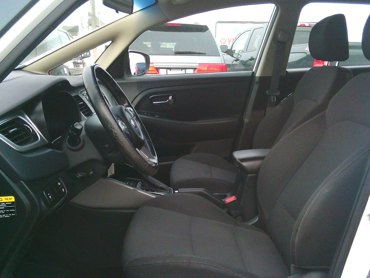 2016 Kia Rondo 4DR WGN AUTO LX Photo