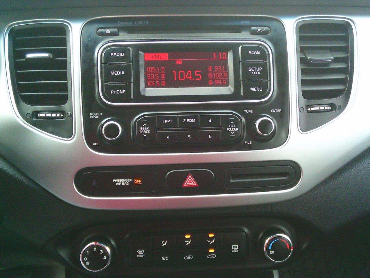 2016 Kia Rondo 4DR WGN AUTO LX Photo