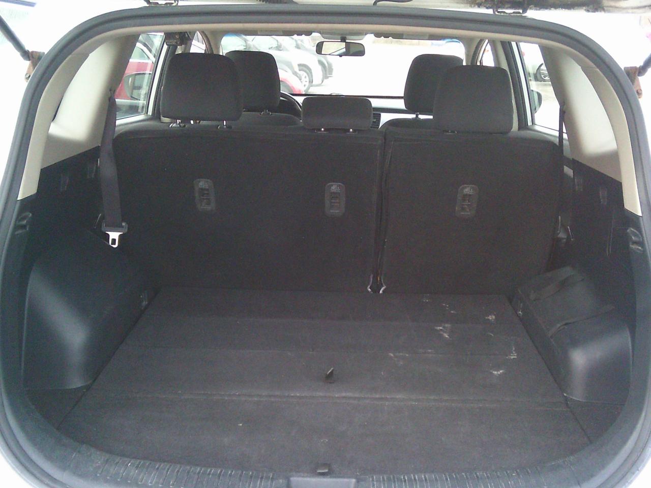 2016 Kia Rondo 4DR WGN AUTO LX Photo