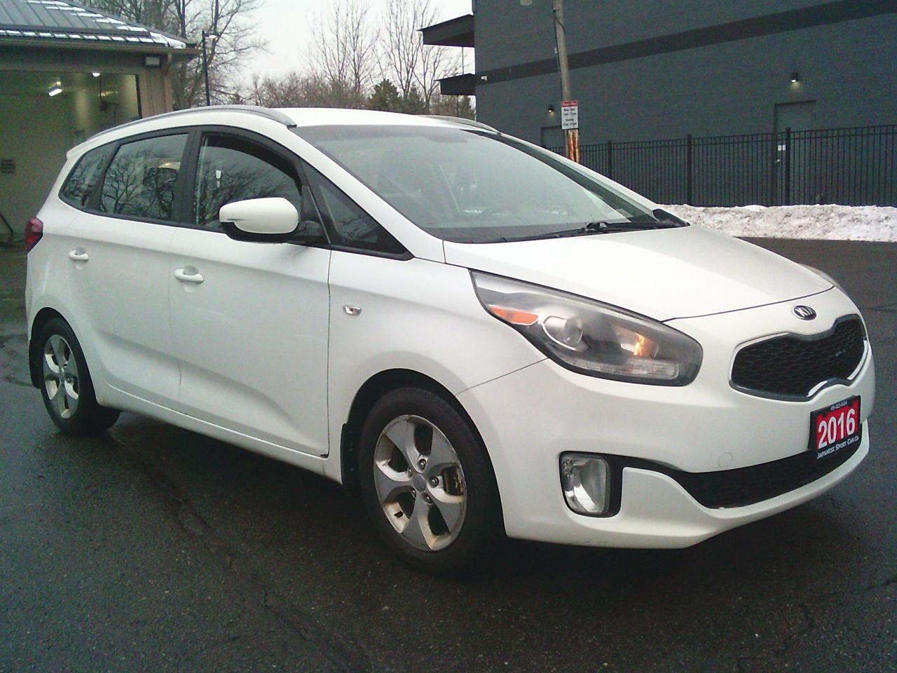 2016 Kia Rondo 4DR WGN AUTO LX Photo3
