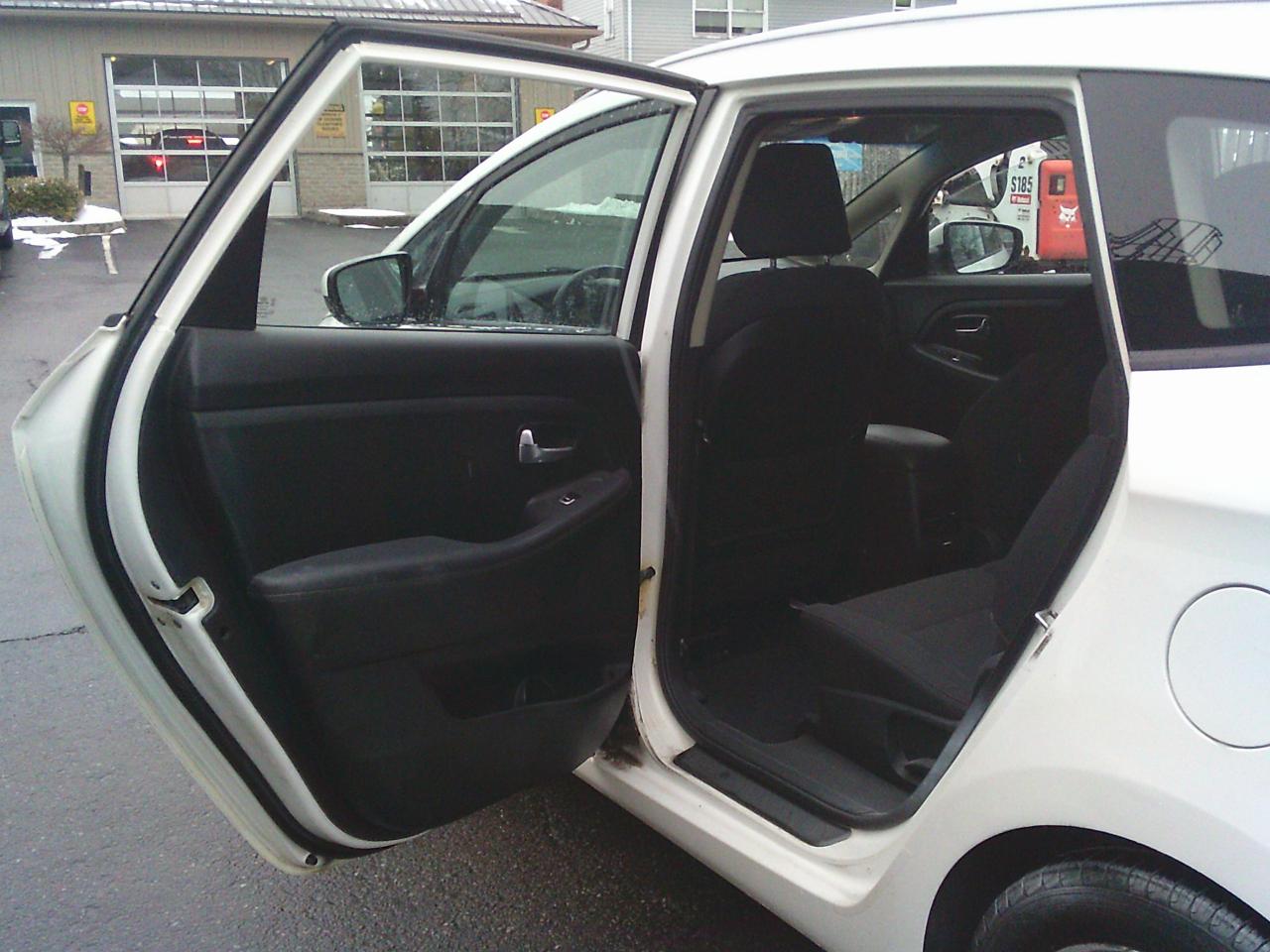 2016 Kia Rondo 4DR WGN AUTO LX Photo