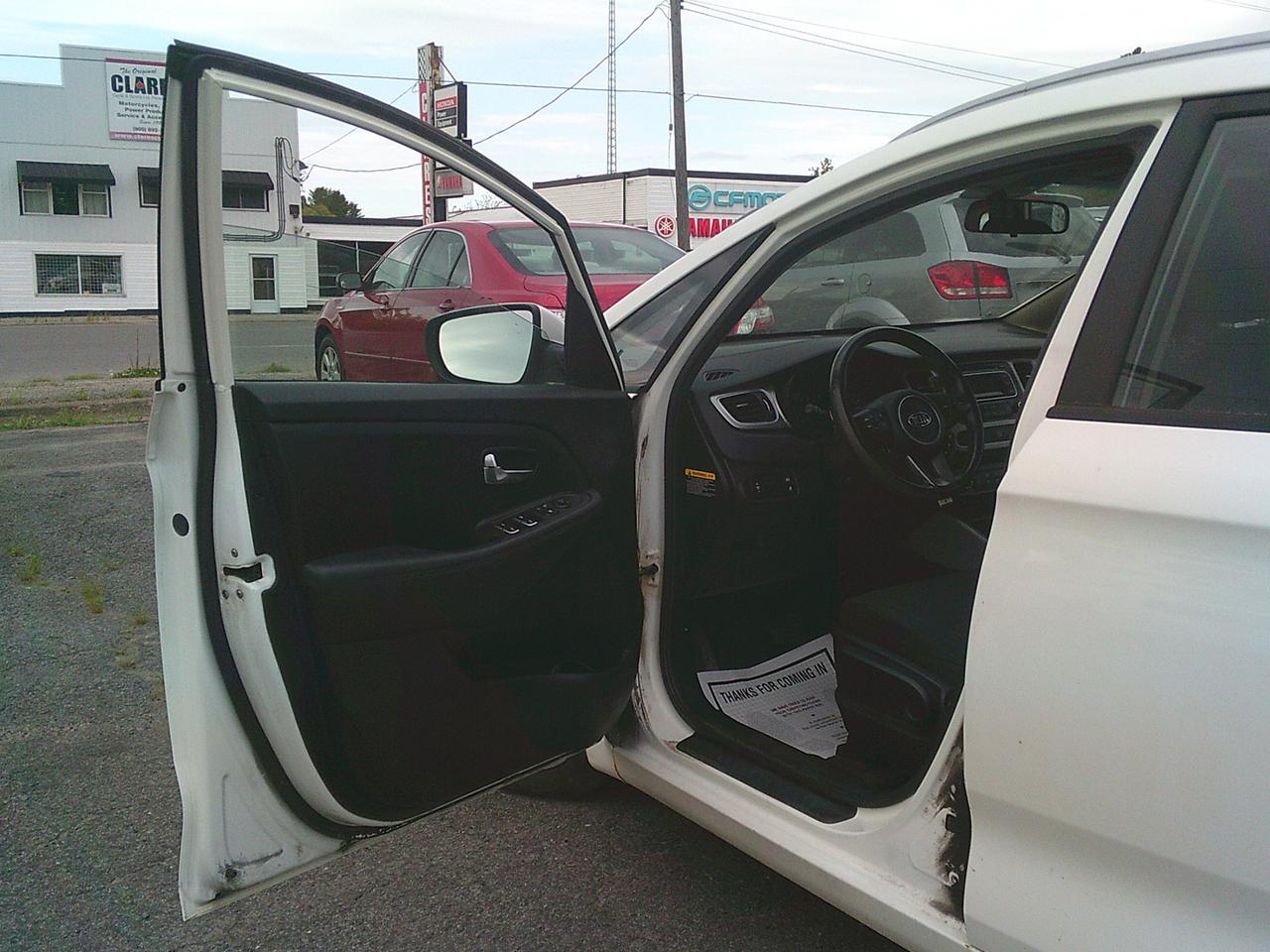 2016 Kia Rondo 4DR WGN AUTO LX Photo
