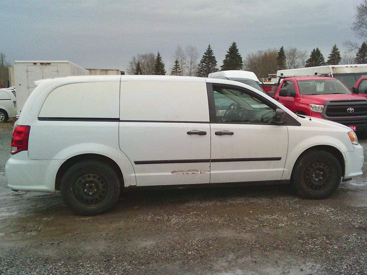 2014 RAM Cargo Van 119  WB Photo0