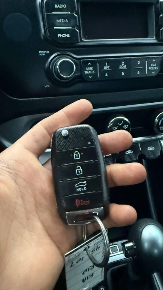 2015 Kia Rio 4dr Sedan  LX+ Photo